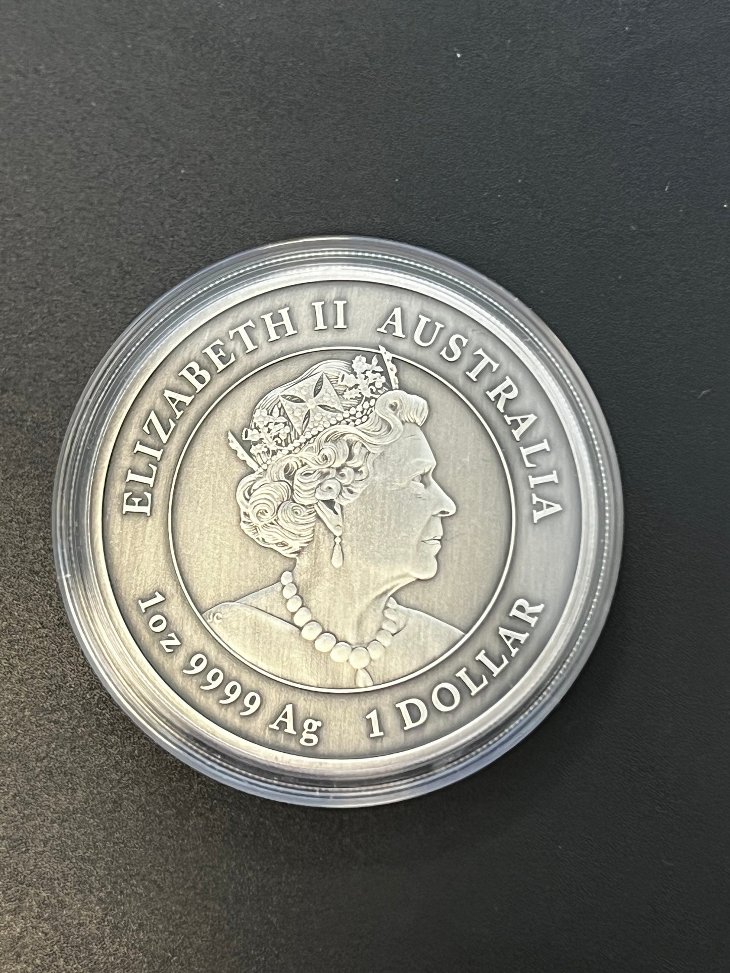 Lunar III Hase 1 oz Silbermünze* 2023 Teilvergoldet