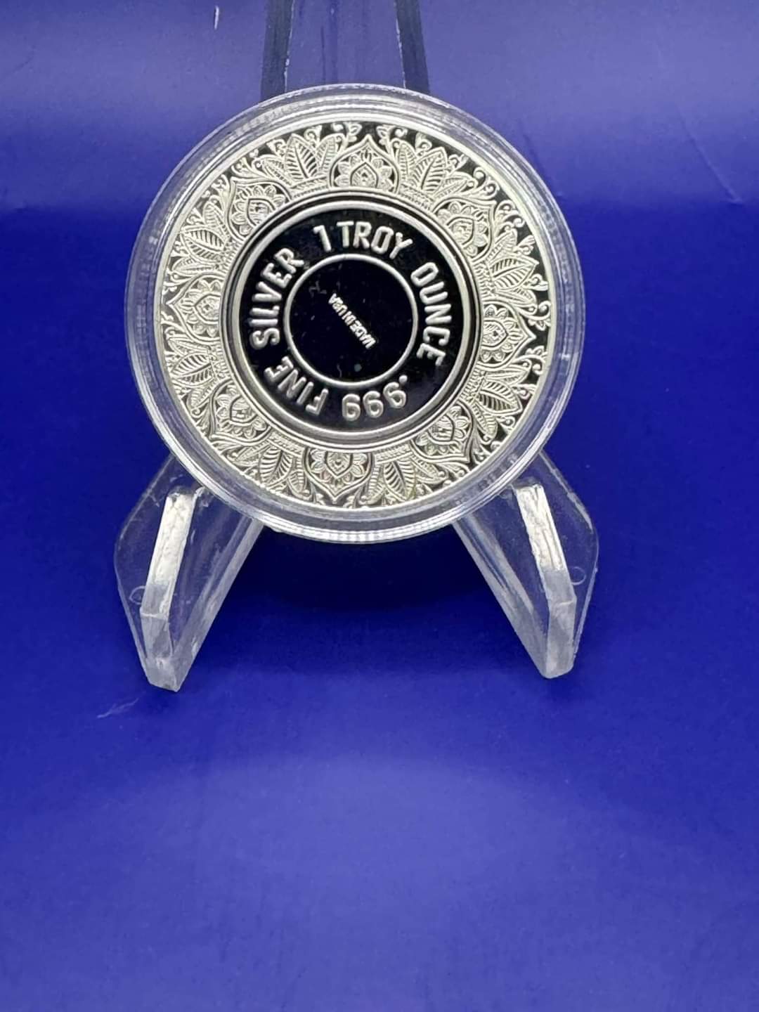 Pikachu Peek-A-Boo, 1oz Silber Art Round Color
