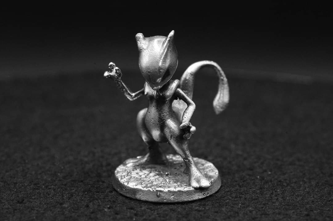Gold Spartan Mewtwo 3D .999 Silber Gussfigur