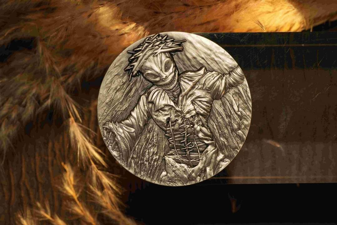 Cameroon Scarecrow 2025 UHR Antik Glow in the Dark 2oz
