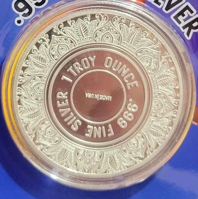 Chairman’s Pink Holed Donut - 1 oz Silber