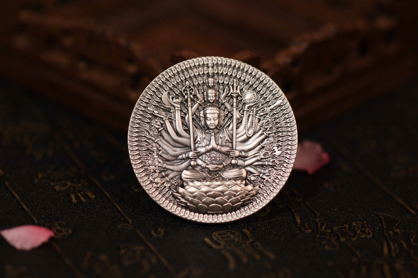 Thousand-armed Thousand-eyed Guan Yin Bodhisattva 2oz
