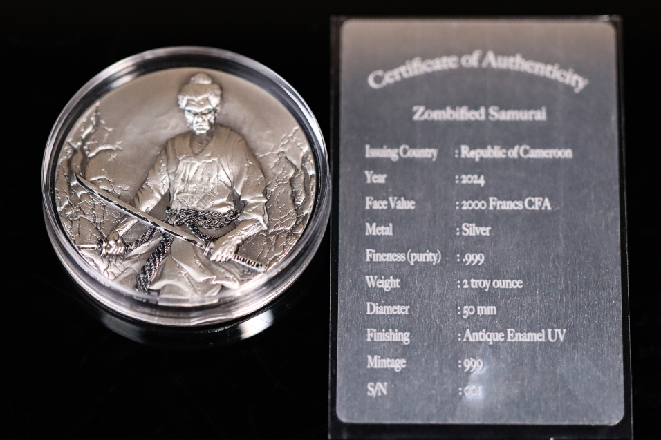 Zombified Samuari 2oz Silbermünze*